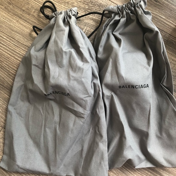 Balenciaga Women’s Pool Slides Sz. 38 NIB - Picture 5 of 7